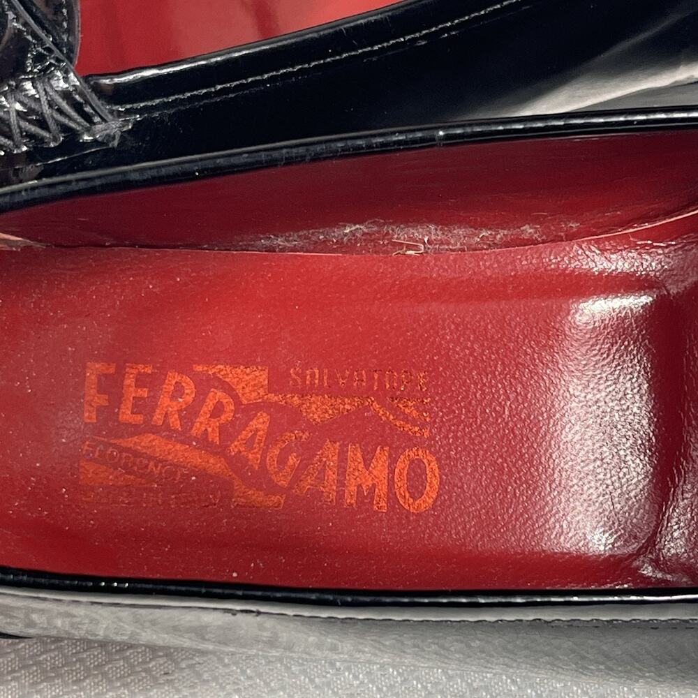 Salvatore Ferragamo Loafers Gancini Square Toe Low Heel Enamel 7.5 SN 4297 - Picture 10 of 10